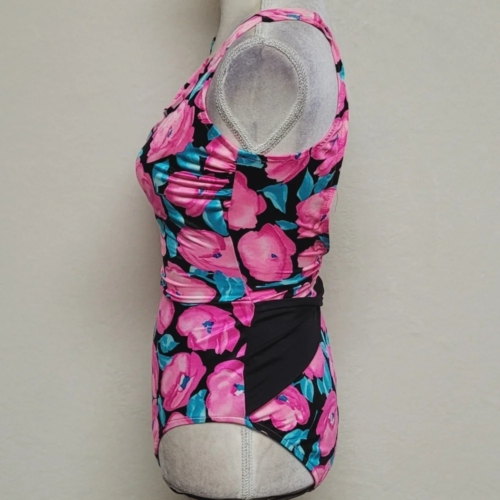 Union Made 70s Vintage Robby Len Pink Rose Half-Belt Low Back One-piece Swimsuit